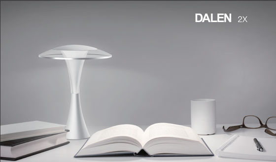 Small Size Modern Style Led Eye Protection Desk Lamp With 2 Year Warranty